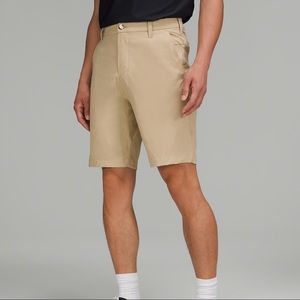 Lululemon commission golf short 10”